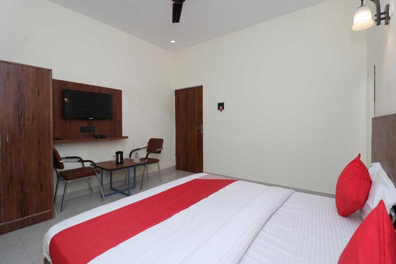 Oyo 28212 High Court View Hotel Allahabad Ngoại thất bức ảnh