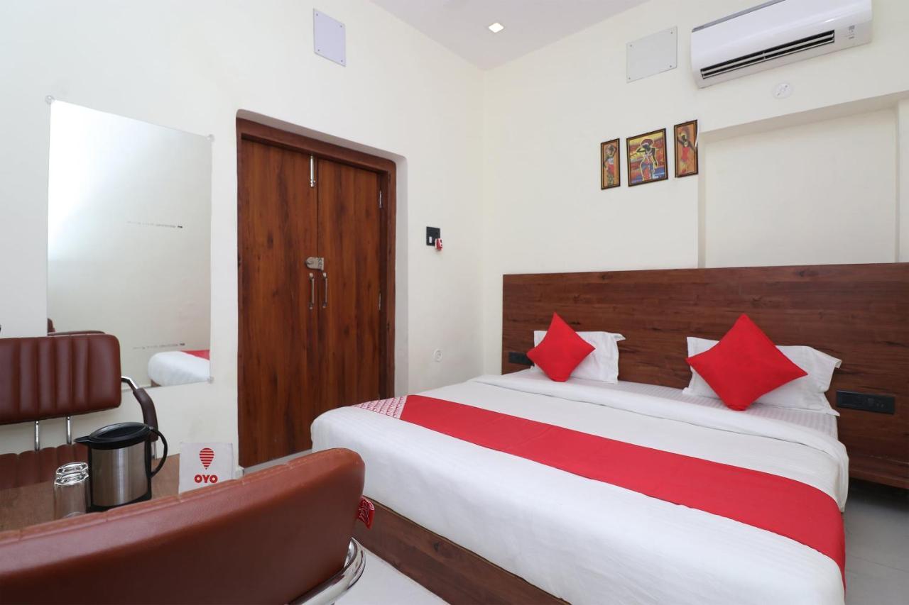 Oyo 28212 High Court View Hotel Allahabad Ngoại thất bức ảnh