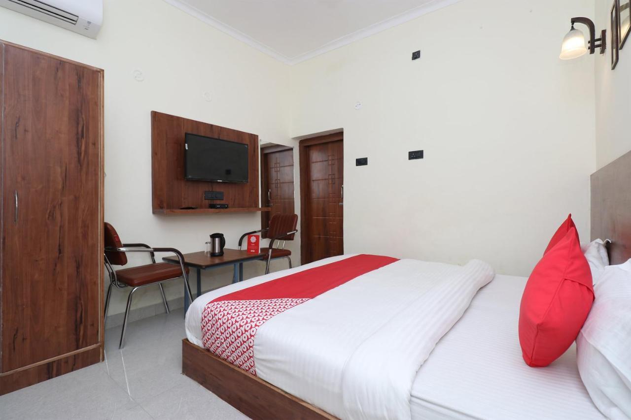 Oyo 28212 High Court View Hotel Allahabad Ngoại thất bức ảnh